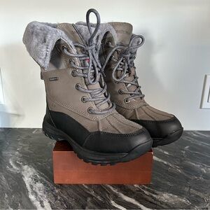 Women's Winter Boots in Gray and Black